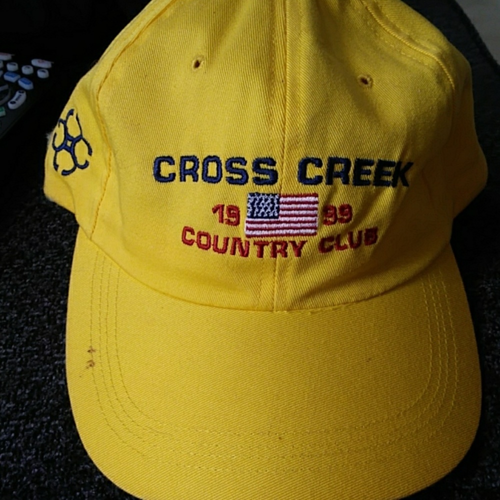 Cross Creek Golf Hat 1 SZ $30+ free $8 gift